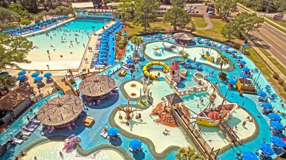 Shipwreck Island Waterpark – Divers Den